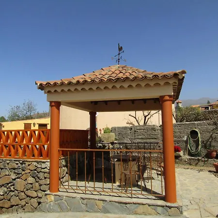 Rural House, Quiet Environment. Pool. Jacuzzi. Free Wifi
