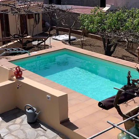 Rural House, Quiet Environment. Pool. Jacuzzi. Free Wifi *