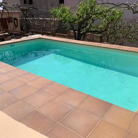Rural House, Quiet Environment. Pool. Jacuzzi. Free Wifi