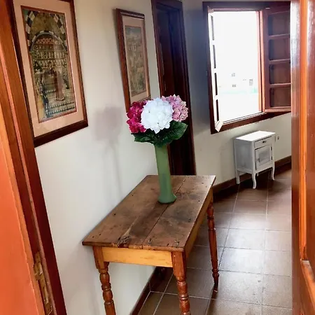 Rural House, Quiet Environment. Pool. Jacuzzi. Free Wifi * 维拉弗洛尔