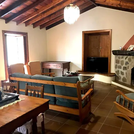 Rural House, Quiet Environment. Pool. Jacuzzi. Free Wifi Semesterbostad Vilaflor