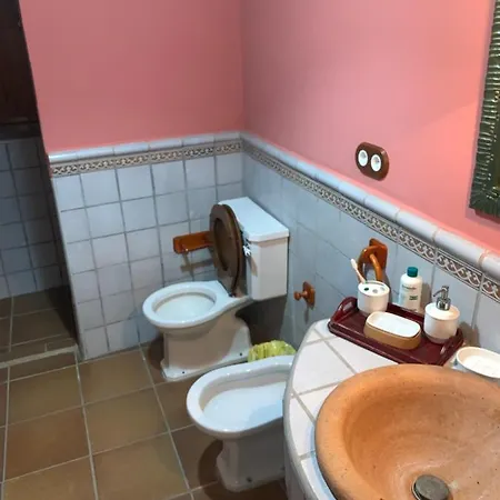Rural House, Quiet Environment. Pool. Jacuzzi. Free Wifi