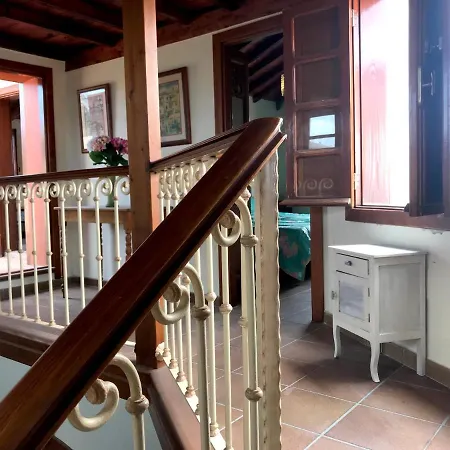 Semesterbostad Rural House, Quiet Environment. Pool. Jacuzzi. Free Wifi